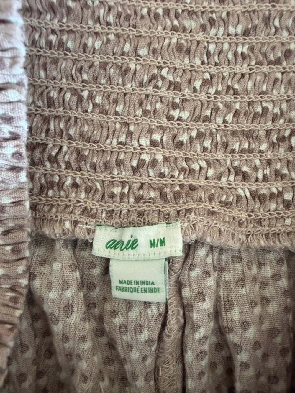 AERIE Smocked Waist Flowy Shorts size medium